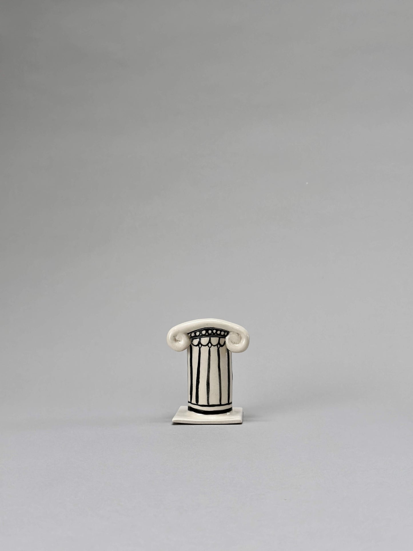 Ionia mini vase, 2021