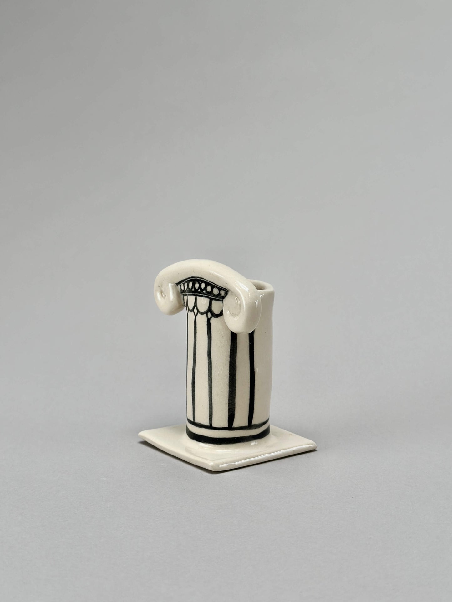 Ionia mini vase, 2021