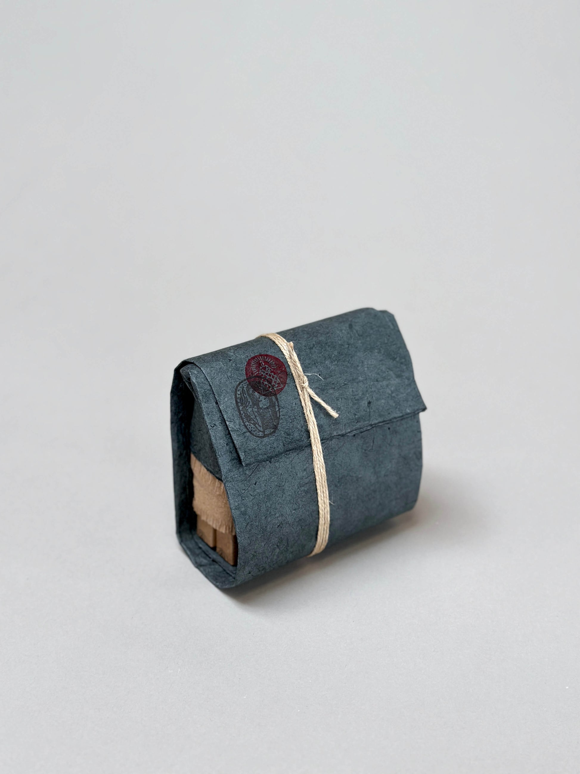 Entrepreneurship with a cause, such as Incause, and more artistic proposals at Condensa Gin.