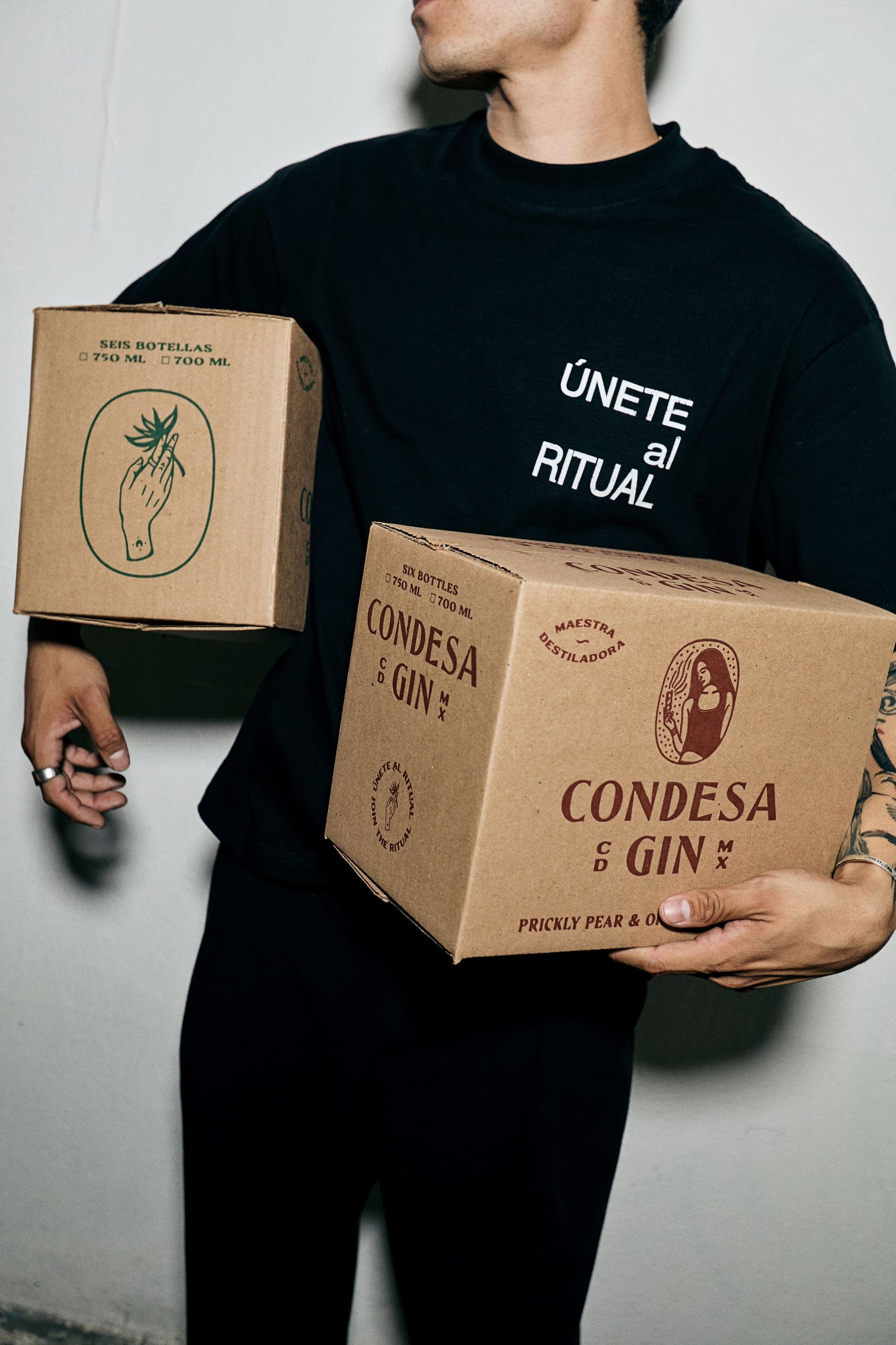 ÚNETE AL RITUAL TEE - BLACK