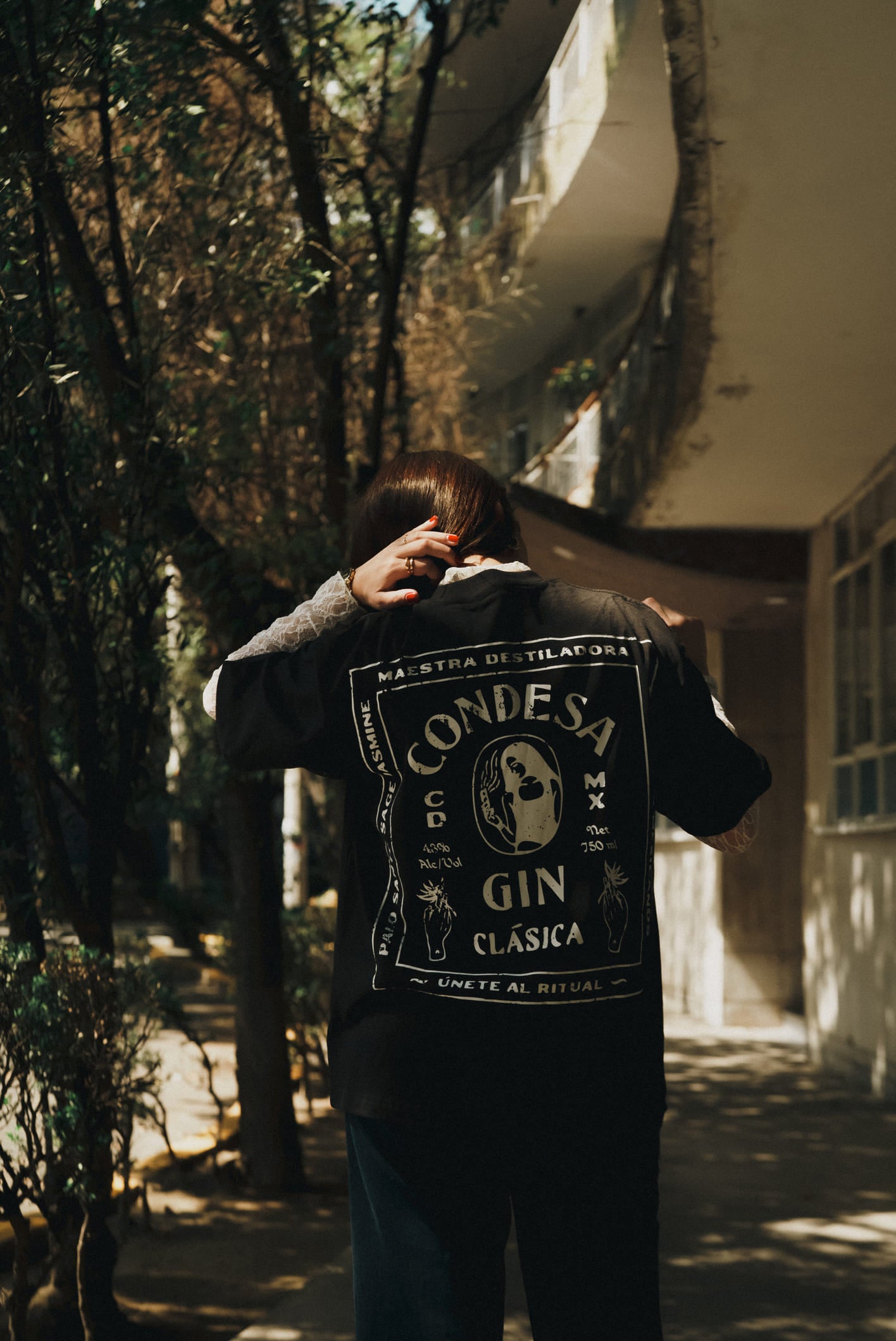 ÚNETE AL RITUAL TEE - BLACK